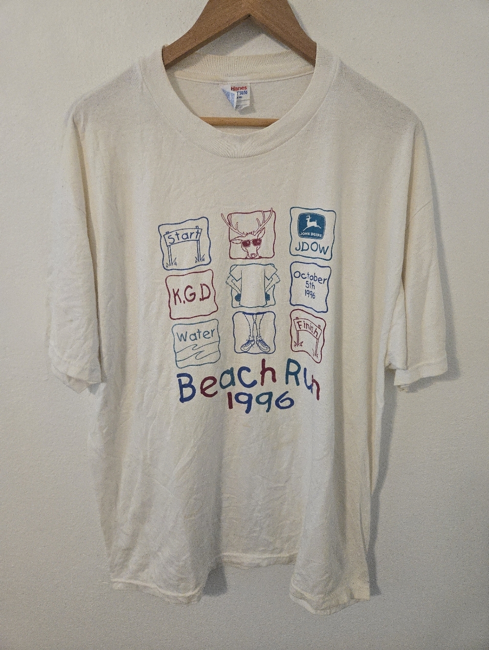 Vintage John Deere Beach Run 96 Hanes Mens XLNaturally distressed